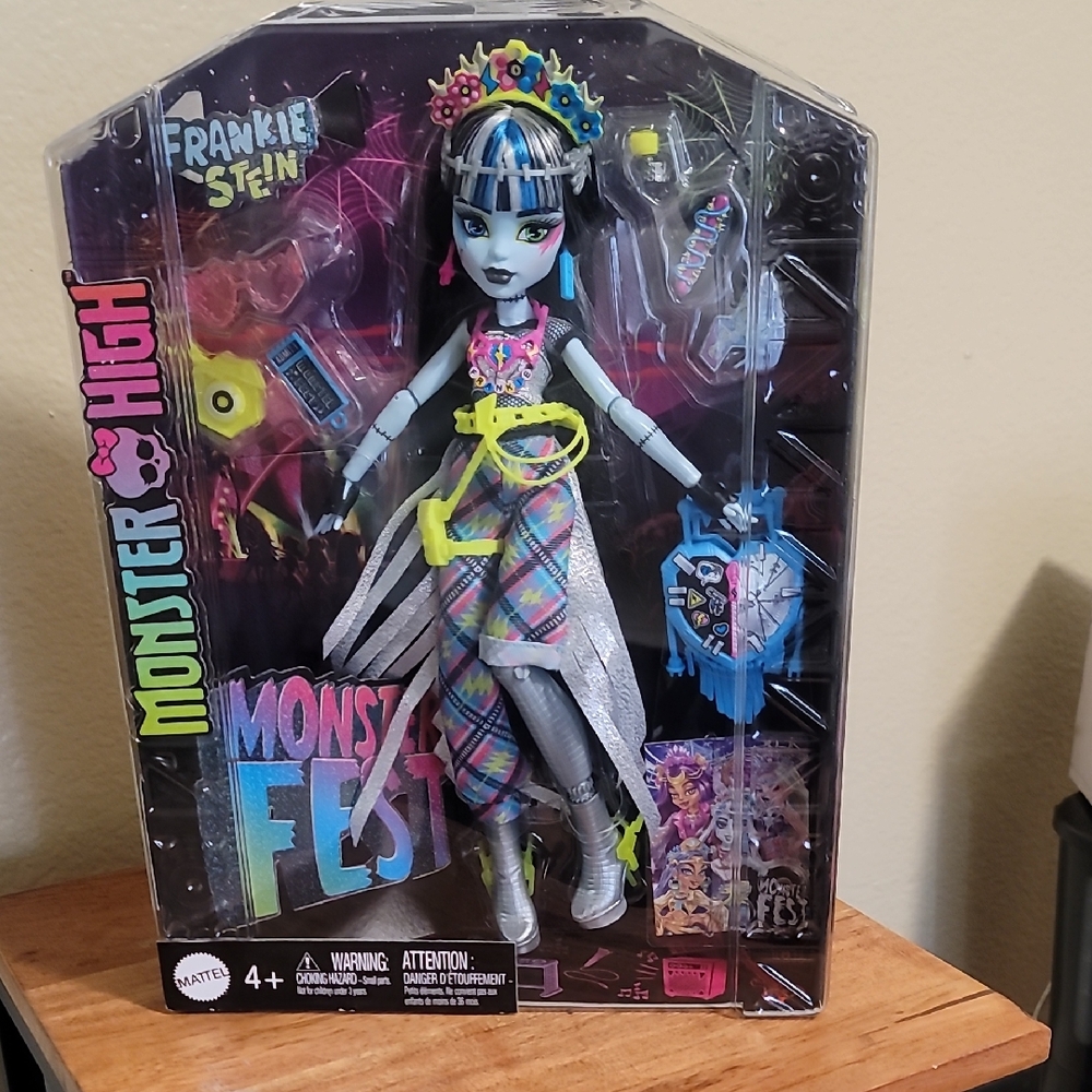 Mattel Monster High Doll with Vibrant Outfit